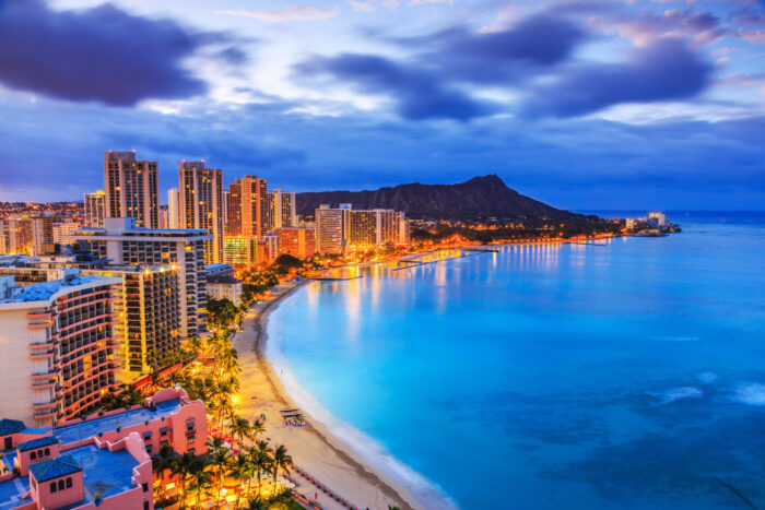 honolulu hawaii skyline at night